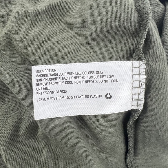 NWT Wild Fable Green Long Sleeve Cropped Boxy Shirt Size X Small Women's - Picture 6 of 8